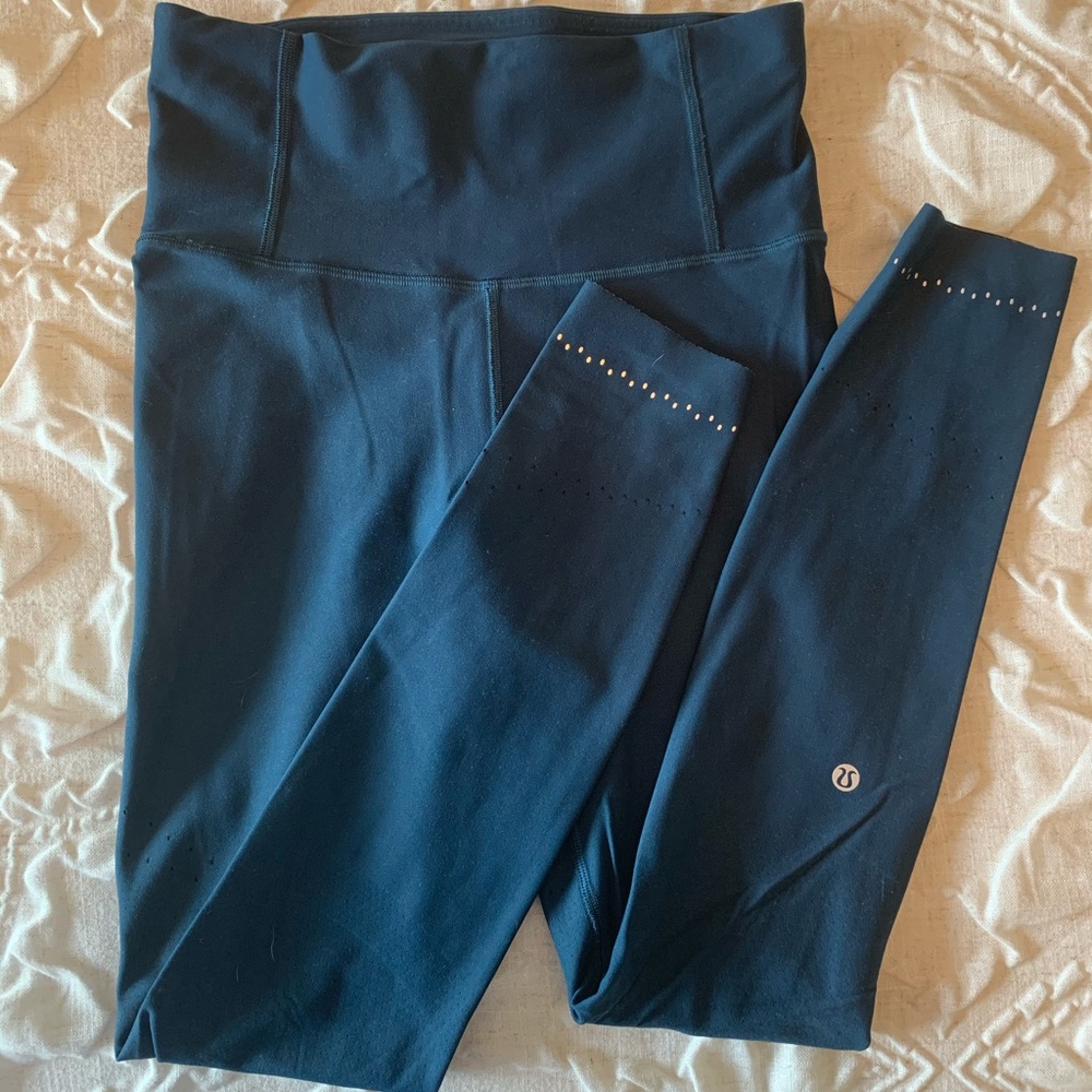 Lululemon tights
